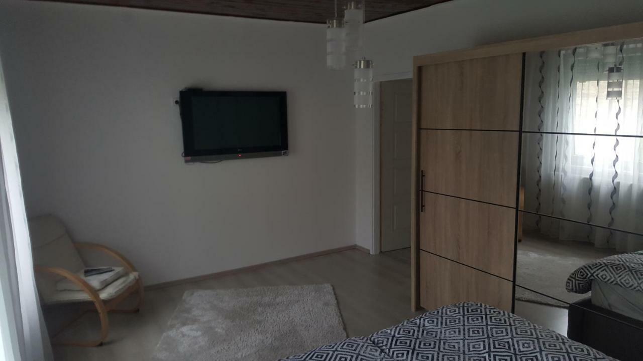Gutenberg Utca Apartman Σέγκεντ Εξωτερικό φωτογραφία